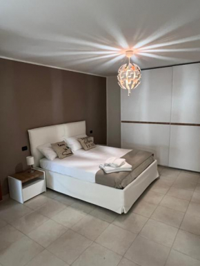 Nial House Monopoli